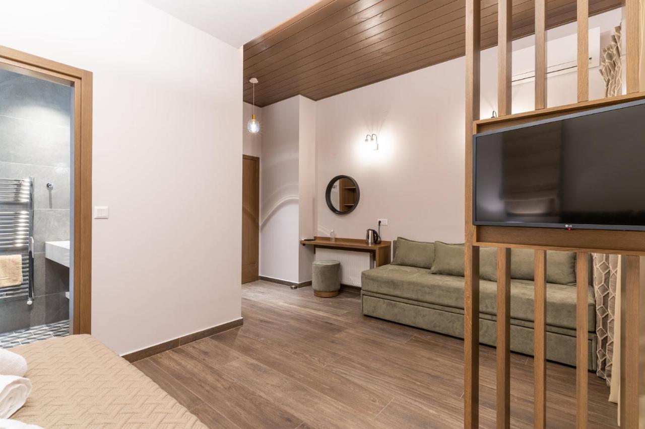 Lydia Suites And Rooms Litochoro Exterior photo